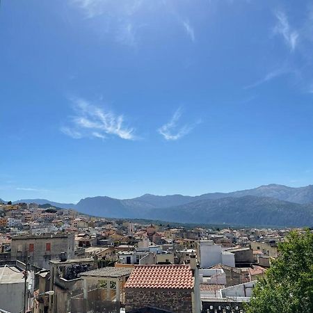 Casa Vacanze Sa Piazza Leilighet Dorgali Eksteriør bilde