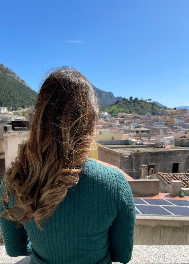 Casa Vacanze Sa Piazza Leilighet Dorgali Eksteriør bilde
